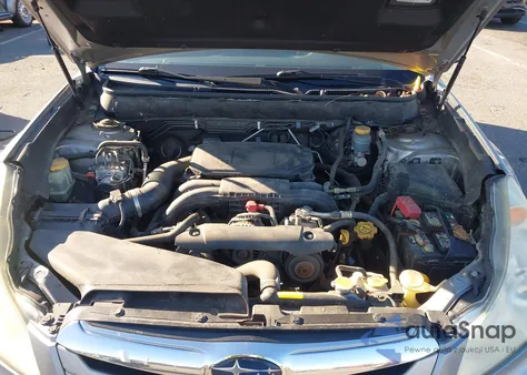 2011 Subaru Outback 2.5I Premium z USA, uszkodzony, nr VIN 4S4BRBGCXB3362456